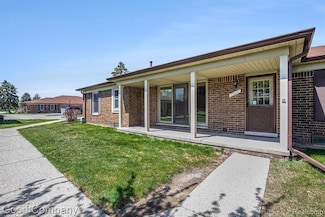 15031 Pilgrim Ct, Shelby Township, MI 48315