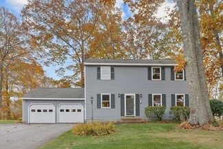 7 Gladys Rd, Cape Elizabeth, ME 04107