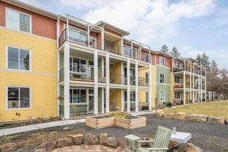 731 S Garfield St Unit 32, Spokane, WA 99202