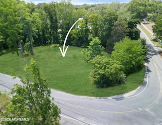 42 Brown Rd, Howell, NJ 07731