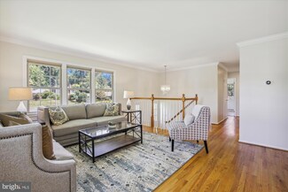 4980 Dequincey Dr, Fairfax, VA 22032