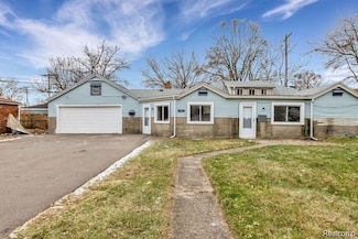 7268 Chalmers Ave, Warren, MI 48091