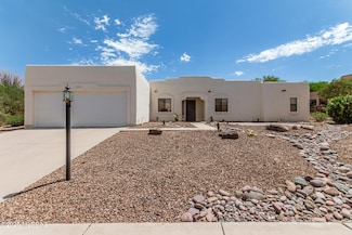 993 W Placita Agradable, Green Valley, AZ 85614