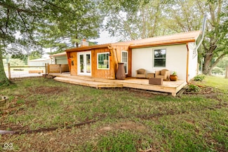 6195 Vilas Rd, Spencer, IN 47460