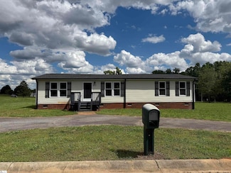 410 King Ct, Inman, SC 29349