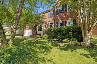 1011 Glastonbury Dr, Franklin, TN 37069