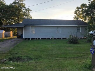 100 St Jude St, Scott, LA 70583
