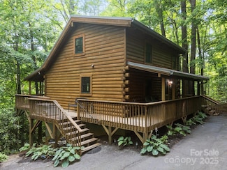 83 Log Cabin Dr, Maggie Valley, NC 28751