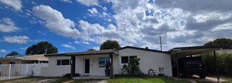 998 W 67th St, Hialeah, FL 33012