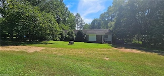 326 Granada Dr, Advance, NC 27006