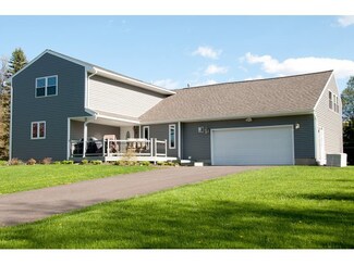 4 Hillside Dr, Apalachin, NY 13732