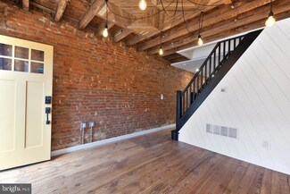 1904 E Firth St, Philadelphia, PA 19125