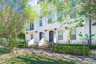 2426 Bevis St, Houston, TX 77008