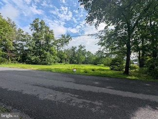 2565 Allentown Rd, Quakertown, PA 18951
