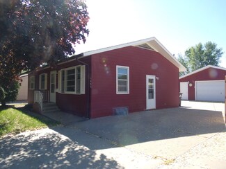 1007 W Elm St, Mitchell, SD 57301