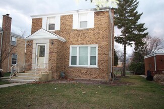 2218 S 5th Ave, Riverside, IL 60546