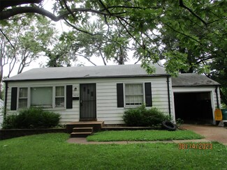 1426 Attica Dr, Saint Louis, MO 63137