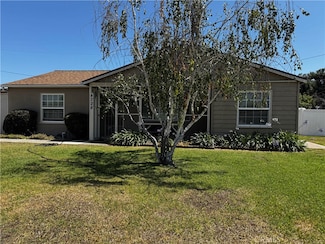 4728 W Lucky Way, Santa Ana, CA 92704