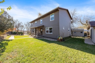 350 & 352 3rd Ave, Marion, IA 52302