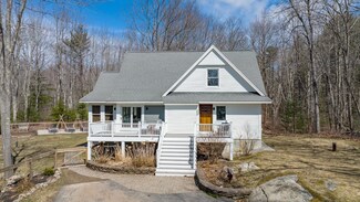 358 Goose Rocks Rd, Kennebunkport, ME 04046