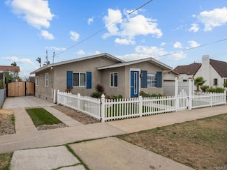 530 E 1st St, National City, CA 91950