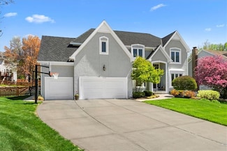 13201 Granada Dr, Leawood, KS 66209