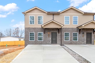 7306 Green Estates Way, Knoxville, TN 37918