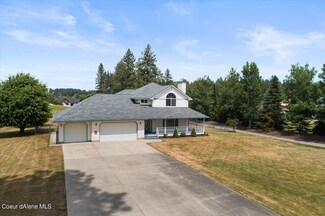 967 E Lacey Ave, Hayden, ID 83835