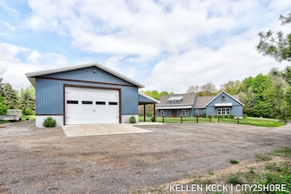 2263 136th Ave, Dorr, MI 49323