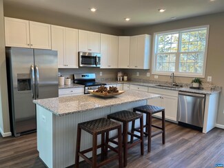 333 Willowshire Ct, Waynesboro, VA 22980