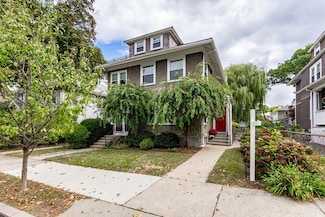 146 Harvard St Unit 146, Newtonville, MA 02460