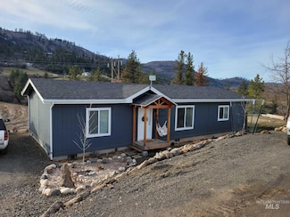 820 Crest Dr, Kamiah, ID 83536