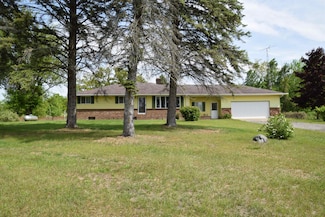 2680 W Erickson Rd, Rhodes, MI 48652
