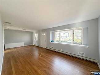 772 Arbor Rd, Paramus, NJ 07652