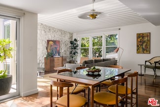 1856 Hi Point St, Los Angeles, CA 90035