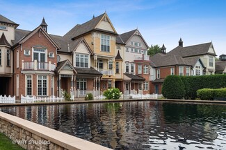 4147 Royal Mews Cir Unit 204, Naperville, IL 60564