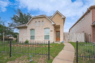 7407 Golden Star Dr, Houston, TX 77083