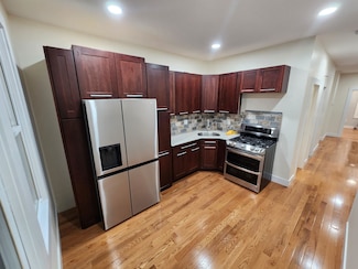 203 Custer Ave, Jersey City, NJ 07305