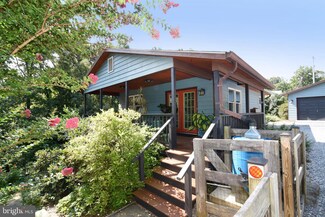 420 Black Twig Rd, Linden, VA 22642