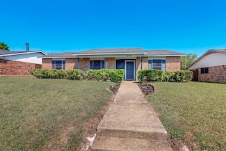 1229 Southridge Dr, Lancaster, TX 75146