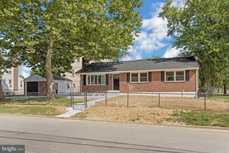 1100 Orange Ave, Sharon Hill, PA 19079