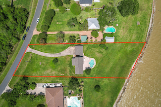 11320 Cedar Gully Rd, Beach City, TX 77523