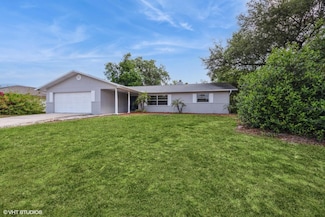 810 Sylvia Dr, Deltona, FL 32725