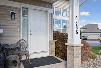 6888 98th St S, Cottage Grove, MN 55016