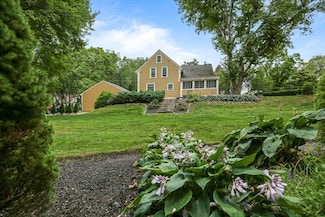105 Greene St, Hopedale, MA 01747