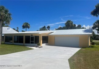 5845 Garretts Rd, Sebastian, FL 32976
