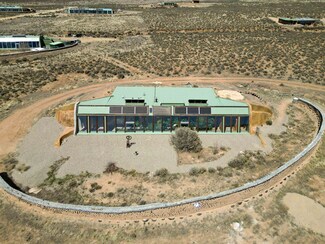 2 N Lemuria, Tres Piedras, NM 87577