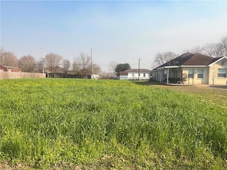 6329 Deerfield Dr, Alexandria, LA 71301
