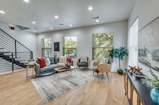 520 S O Connor Rd, Irving, TX 75060