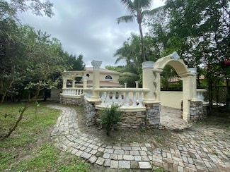 8090 Dillman Rd, West Palm Beach, FL 33411